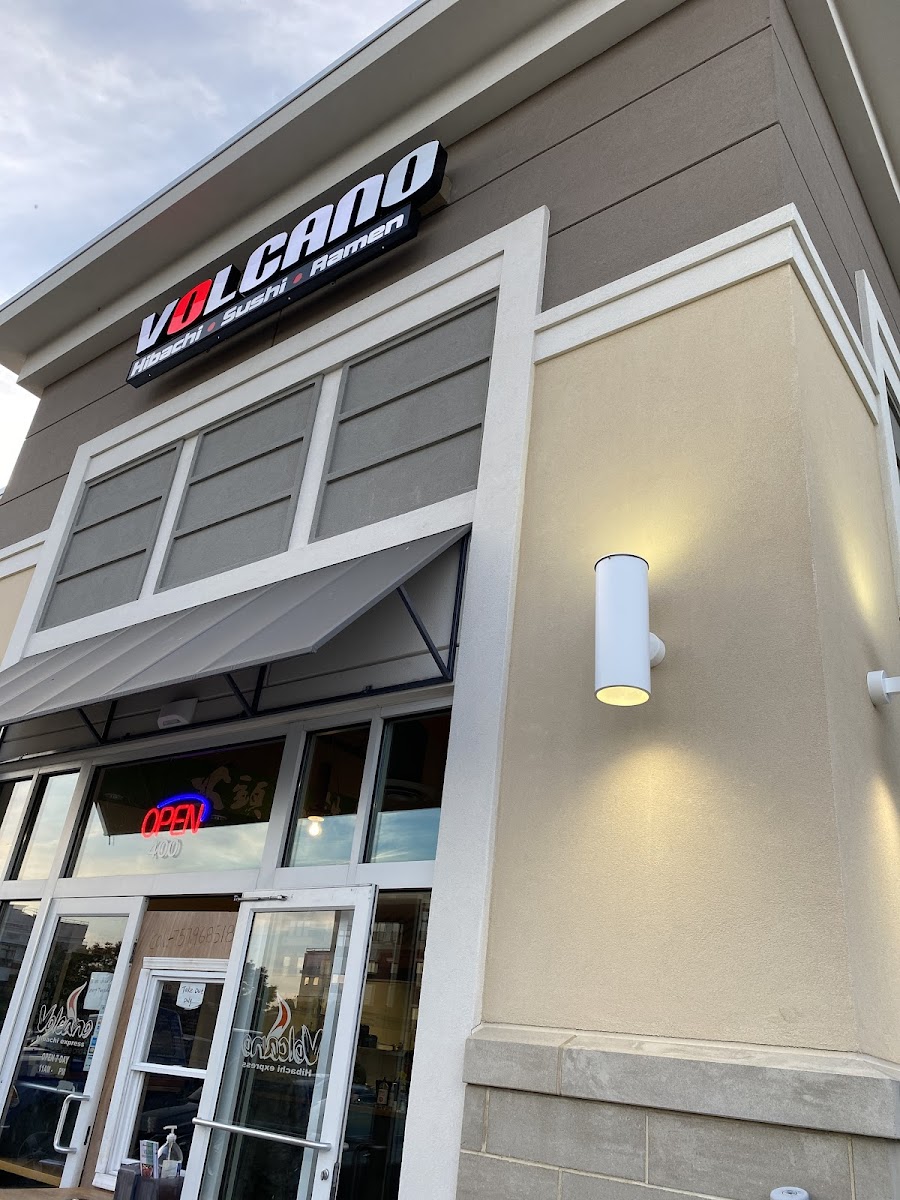 Volcano Hibachi Express & Sushi